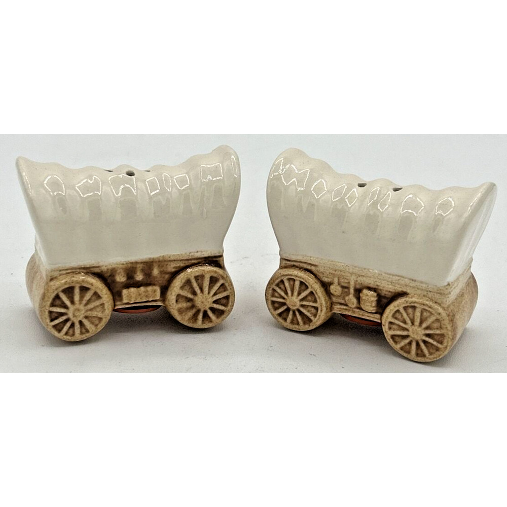 Vintage Covered Wagon Salt & Pepper Shakers 2.5" x 2" SKU PB208